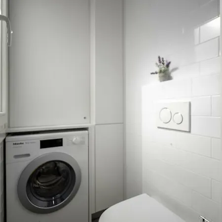 Always Easy I Terraza سان سيباستيان