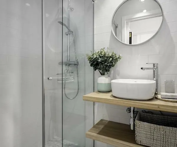 Always Easy I Terraza San Sebastian